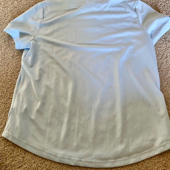 Reebok Womens Running Tshirt - Size Small with Tags Attached - Picture 4 of 4